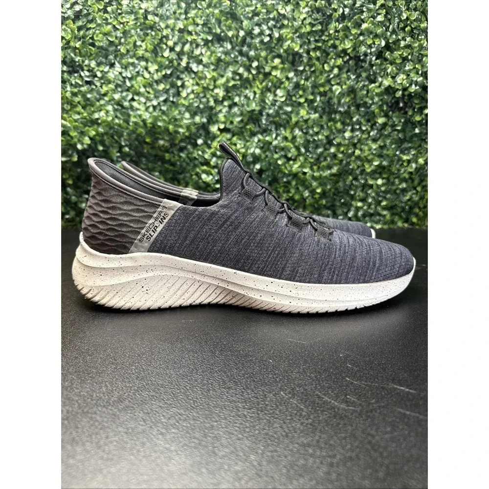 Skechers Ultra Flex 3.0 Mens Slip Ins Shoes Size 11 Hands Free